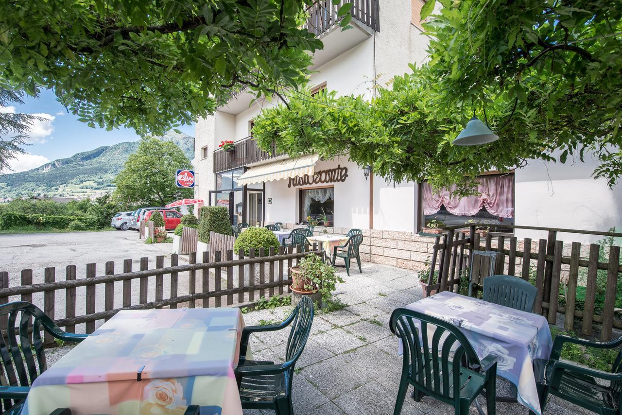 Albergo Cinzia Vattaro Esterno foto