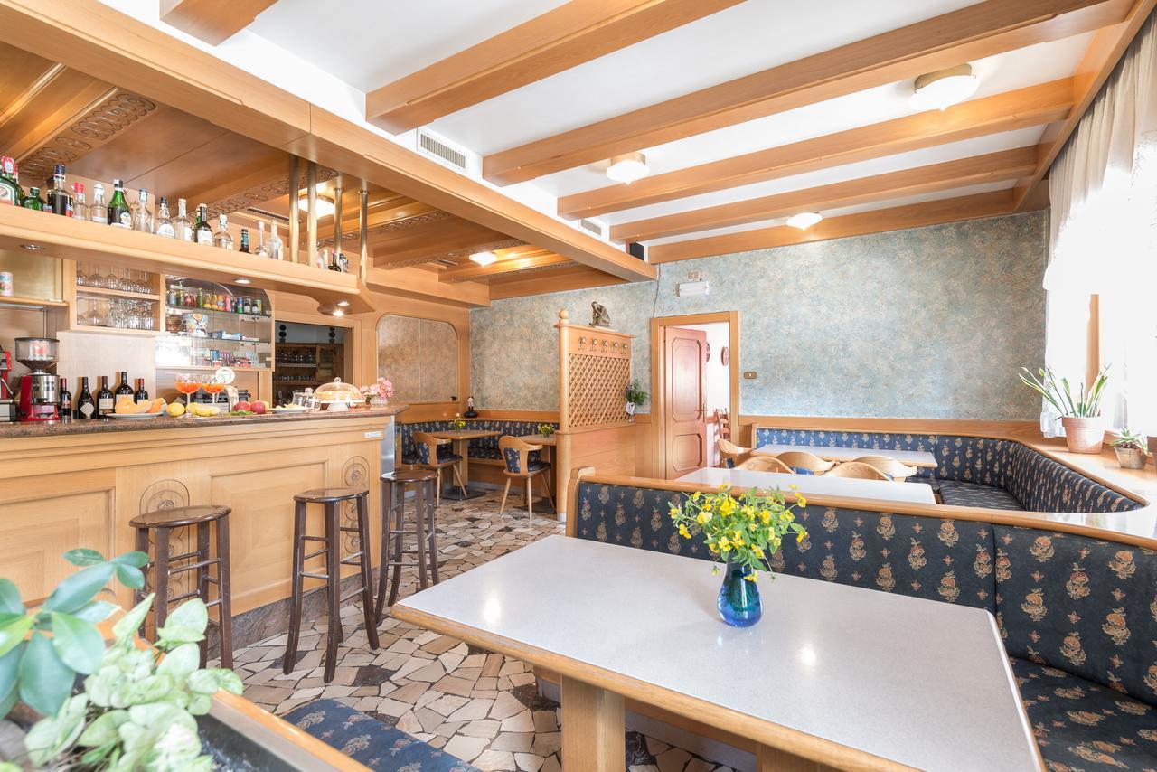 Albergo Cinzia Vattaro Esterno foto